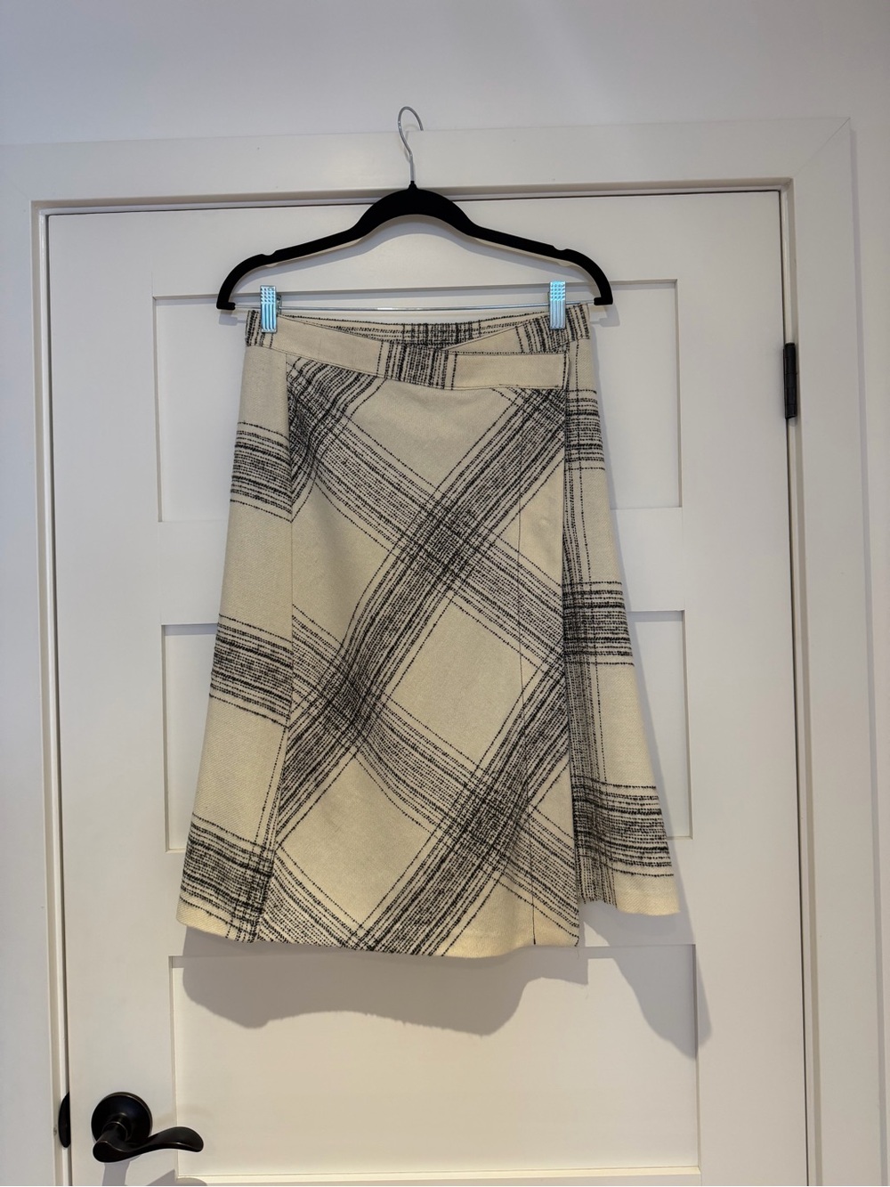 United Colors Of Benetton Cream & Black Plaid A-Line Skirt ****MADE IN ITALY****